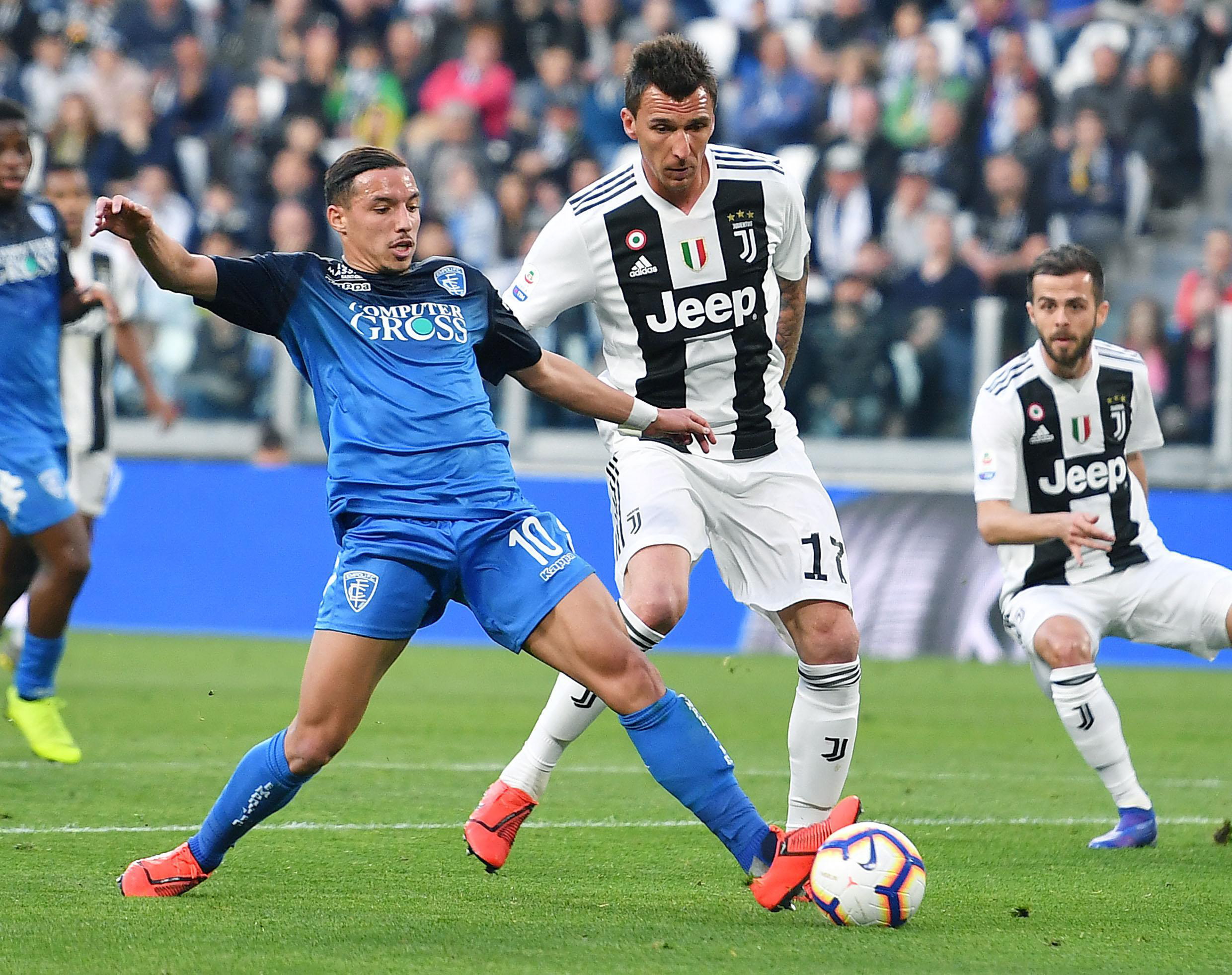 第三局针对正手突破！王楚钦1-2弗朗西斯卡！国乒6-3领先德国！