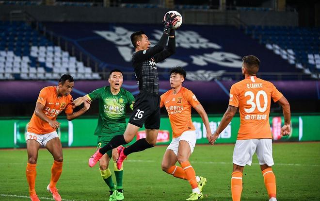 你希望你的俱乐部在英女超一月份的转会窗口签下哪位球员？