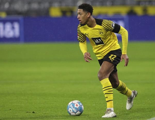 场均得分25+球员效率榜：里夫斯高居历史第二，仅逊约基奇