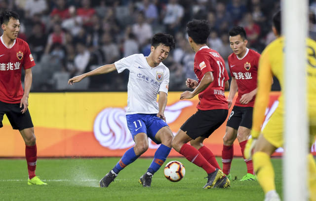 首开记录，埃斯特旺当选与塞内加尔一役巴西队内最佳球员