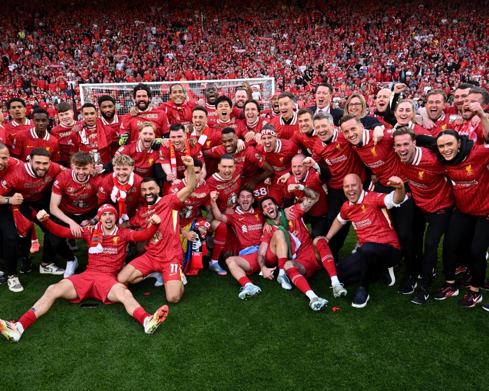 英媒盘点与主帅闹僵球员结局：小贝基恩C罗离队，希勒遭弃用